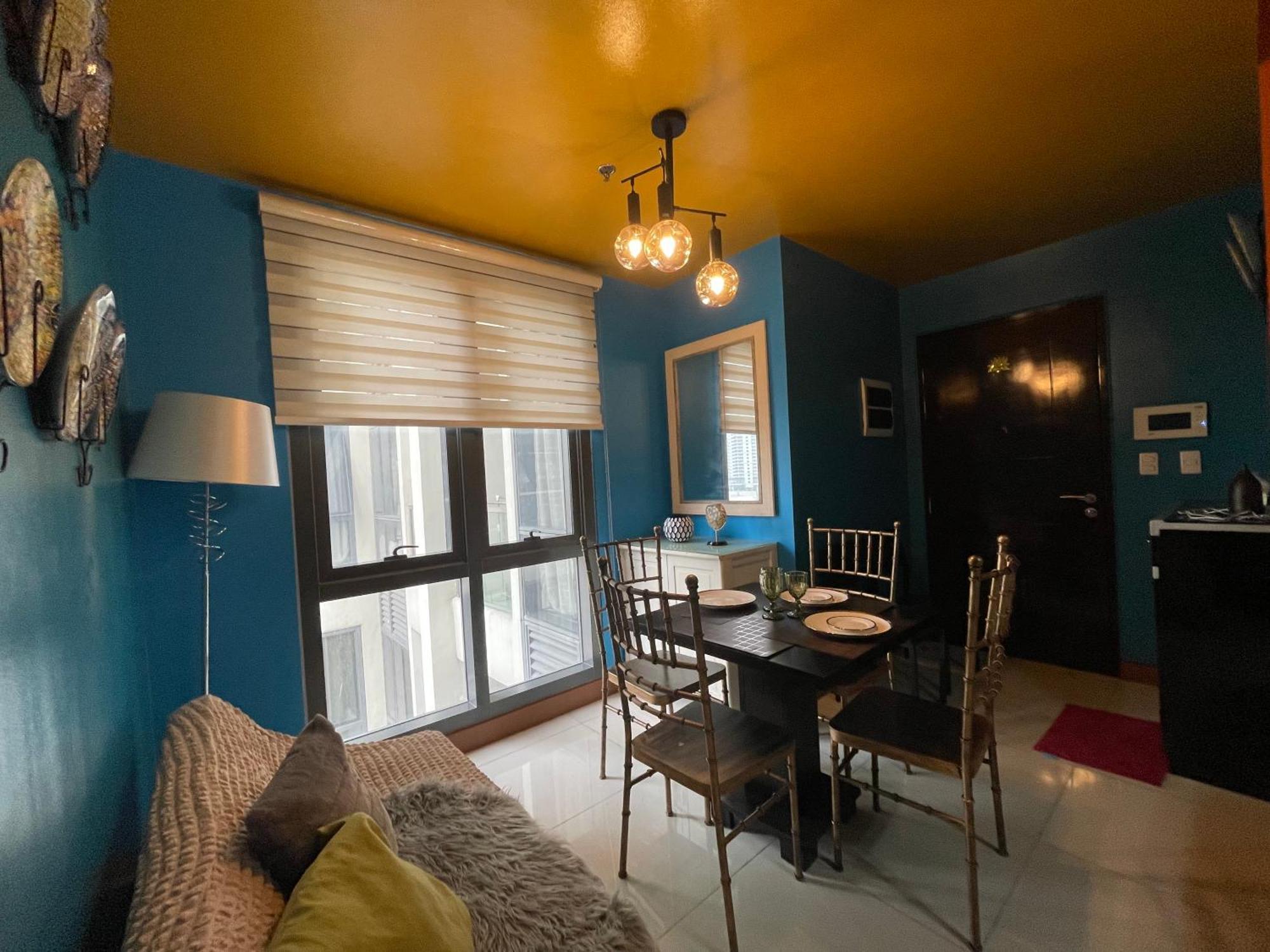 Family Staycation, Greenbelt Hamilton, Isabel'S Makati Rooms Makati City Bagian luar foto